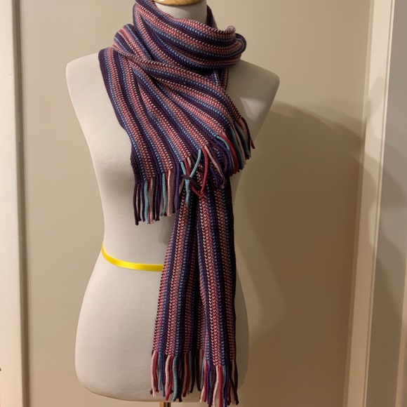 Knitted Scarf - Picture 2 of 2